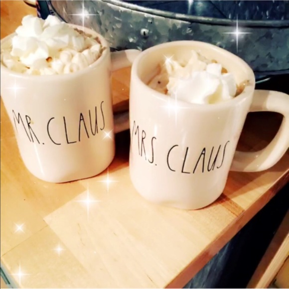 Rae Dunn Christmas mug set - Picture 2 of 6